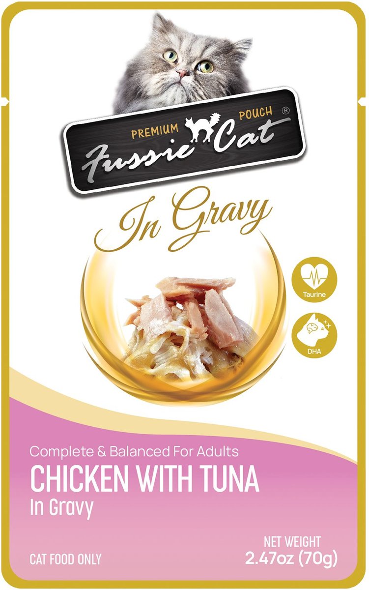 Fussie Cat Tuna & Chicken in Gravy Pouch 2.47 oz