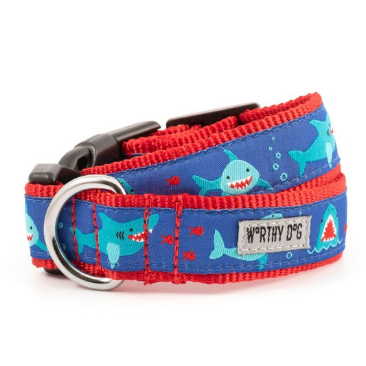 The Worthy Dog Collar Chomp