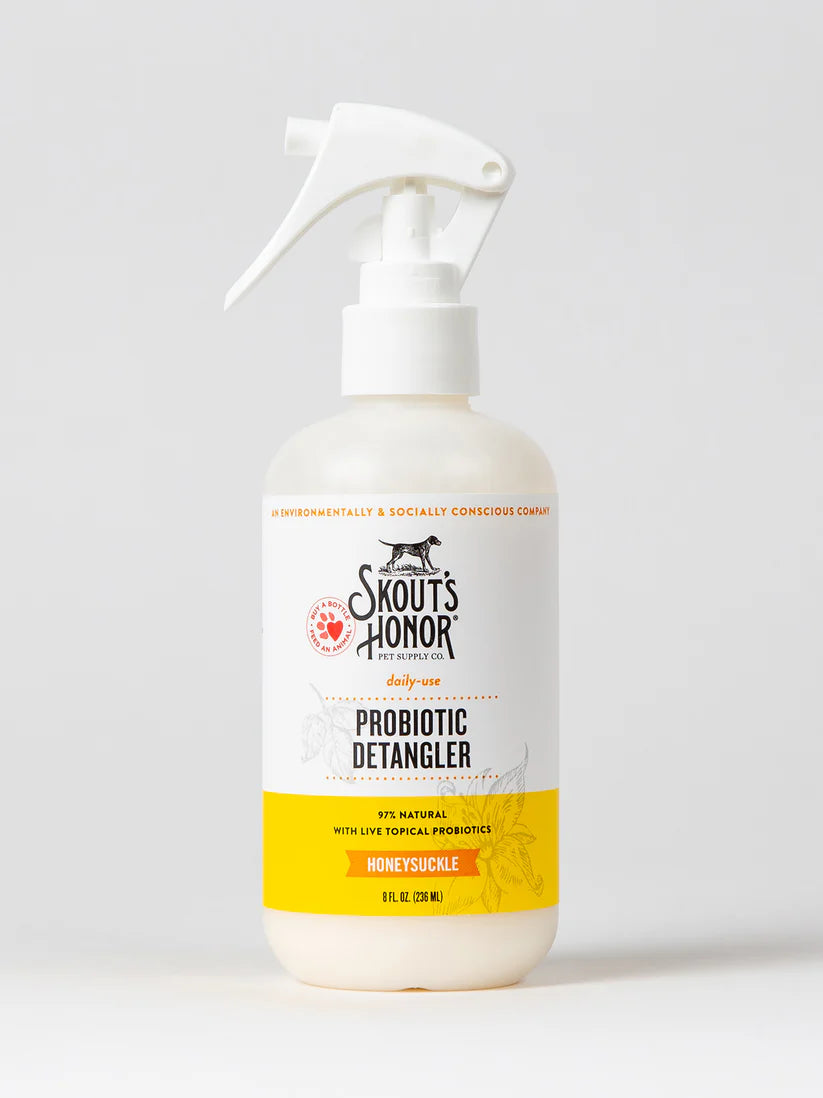 Skout's Honor Probiotic Detangler Honeysuckle 8oz